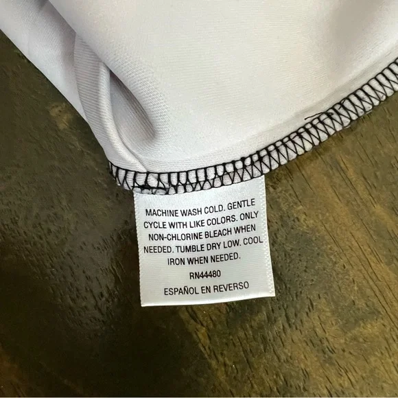 Bar III Shirt Tribal Pink Black White Crystals Midriff Cropped Top Club M Zip Up - Picture 8 of 8